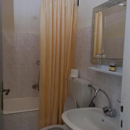 Hotel Krystal 2*